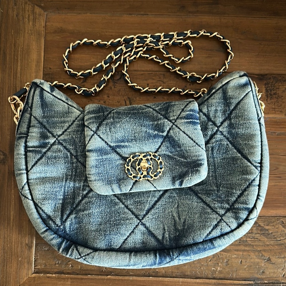 DENIM QUILTED BAG NWOT